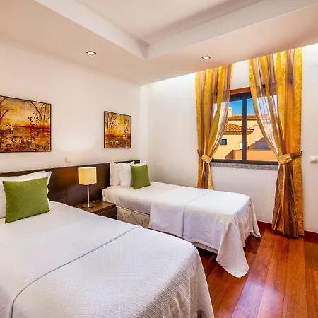 Baia Da Lägenhetshotell 4*