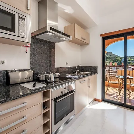 Aparthotel Baia Da 4*