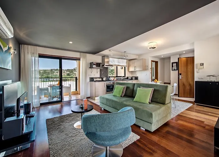 Aparthotel Baia Da Luz