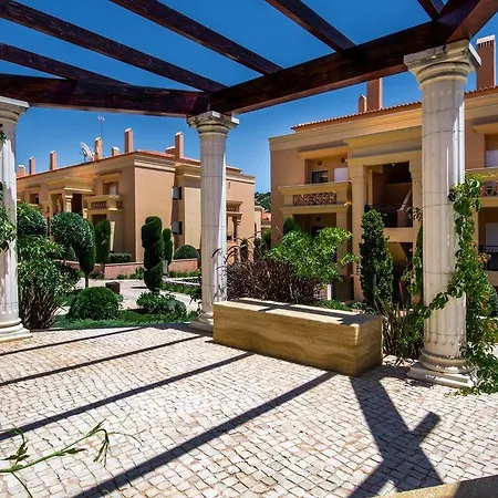 Baia Da Aparthotel 4*