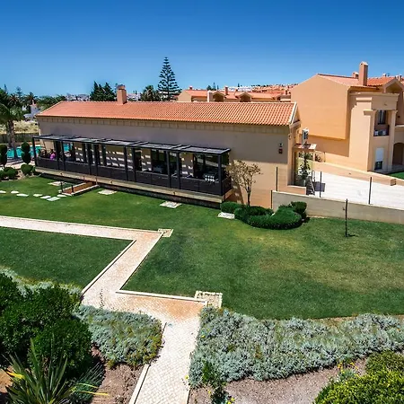 Baia Da Aparthotel Luz